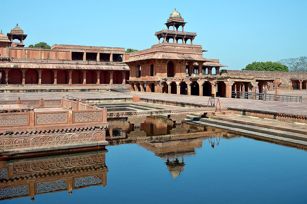 DAY 04: AGRA - JAIPUR (240 KMS, APPROX 05 HRS)