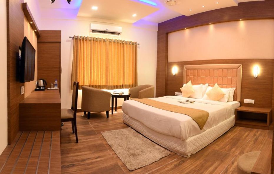Club Room