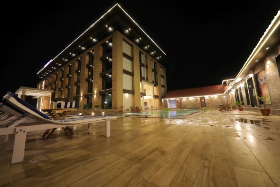 Sarovar Portico, Somnath