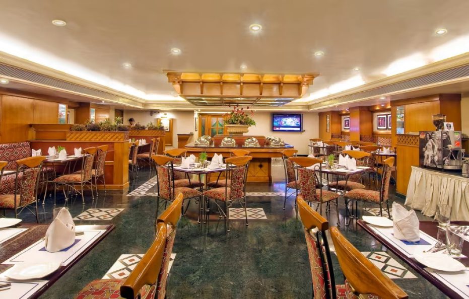 Rivera Sarovar Portico