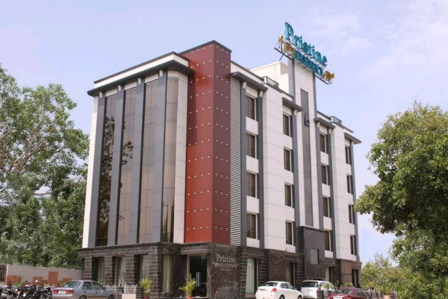 Hotel Pristine Residency, Ahmedabad