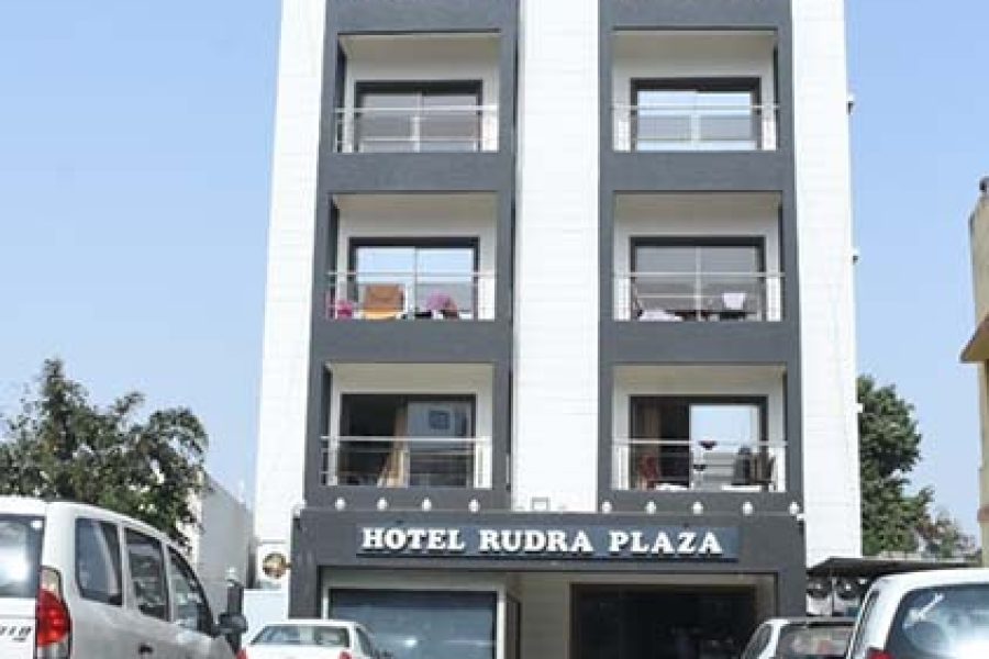 Hotel Rudra Plaza