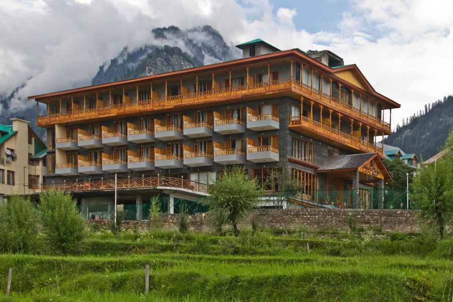 Snowflakes Resort and Spa