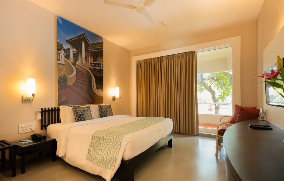 Balcony Room
