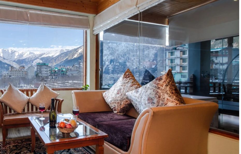 Snowflakes Resort and Spa