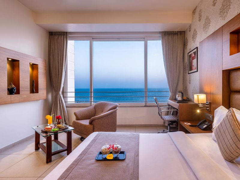 Deluxe Sea View Room