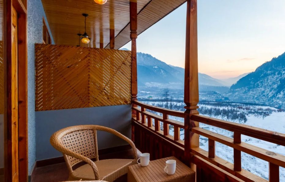 Snowflakes Resort and Spa