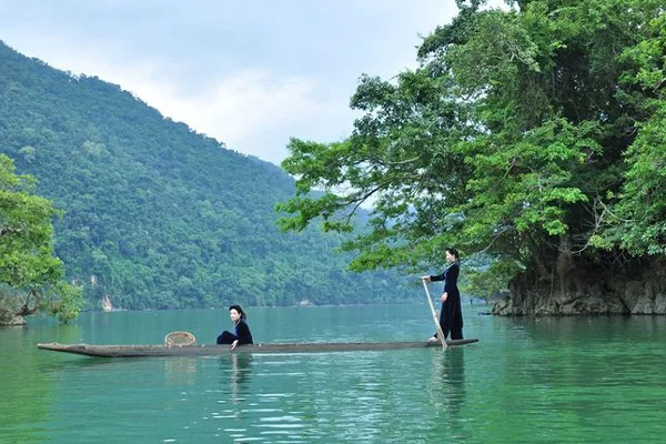 ba be lake 2 Ba Be lake, Vietnam Trip