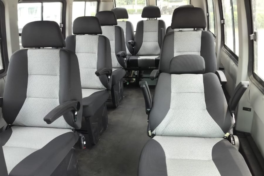 TATA WINGER 9 Seat